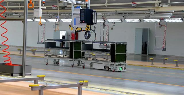 國產新秀崛起 北京技術賦能，奔馳工廠與科技讓吉利沃爾沃都感到壓力